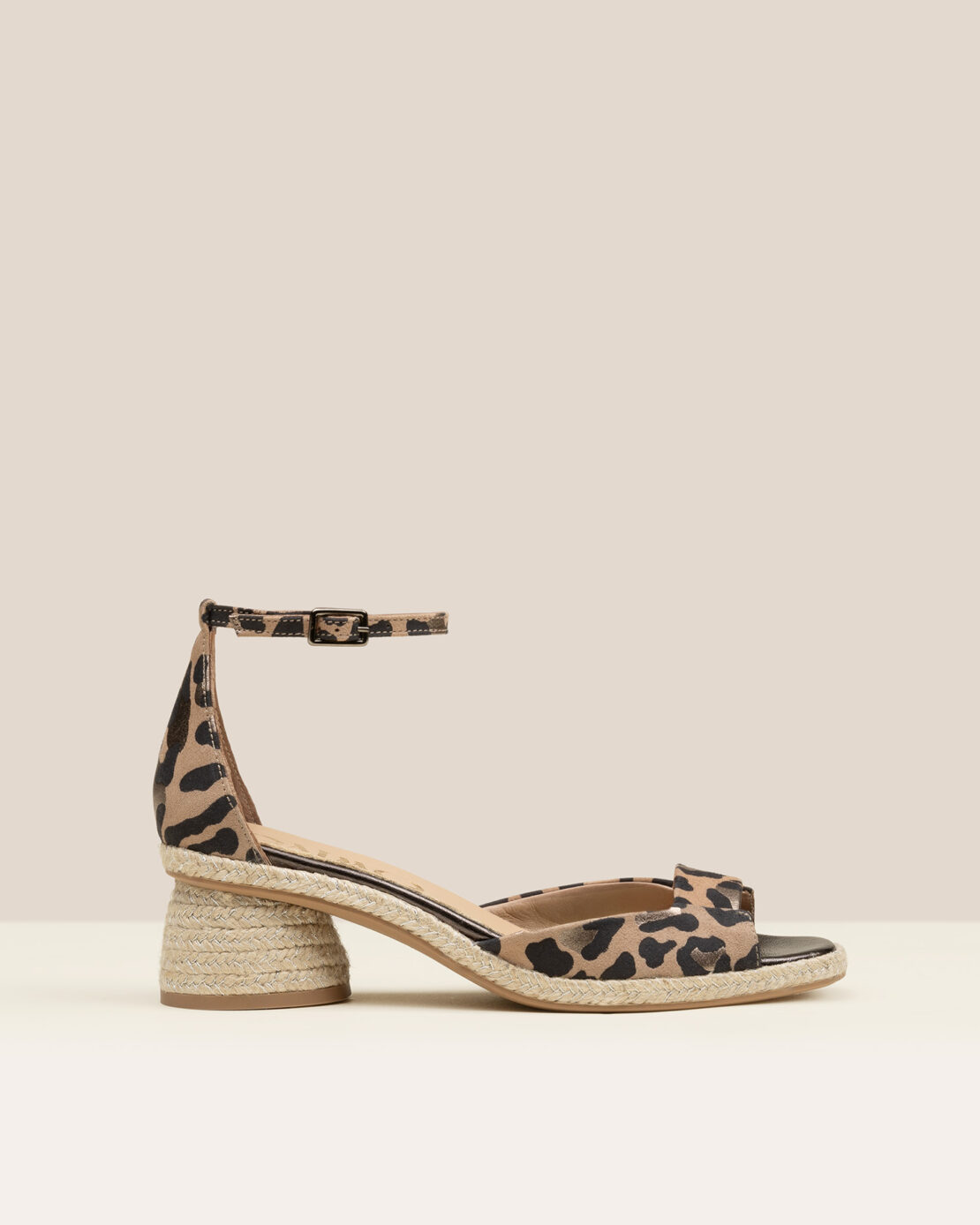 Livi Leopard