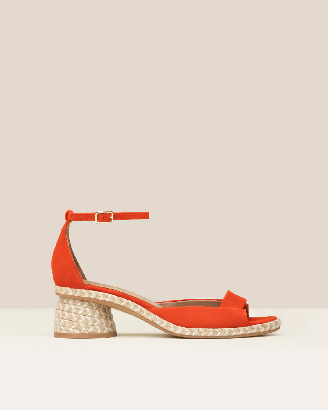 Livi Red - Image 3