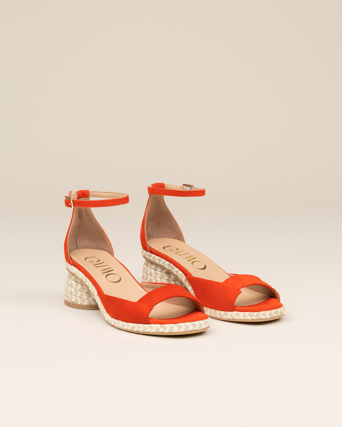 Livi Red - Image 1